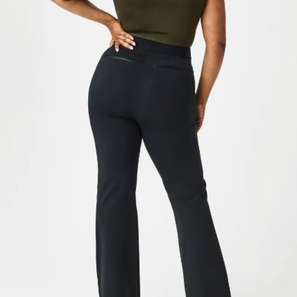 SPANX Perfect Pant, Hi-Rise Flare, Black, Size XL - Picture 2 of 6